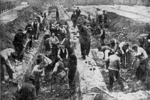 Digging a mass grave in Philadelphia to bury victims of influenza
